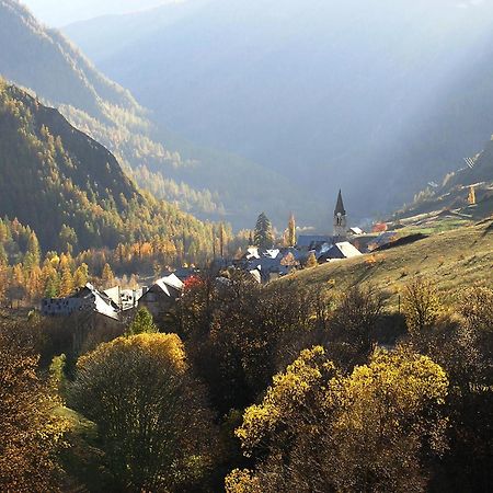 Studio Barcelonnette Ubaye, Provence Enchastrayes Екстериор снимка