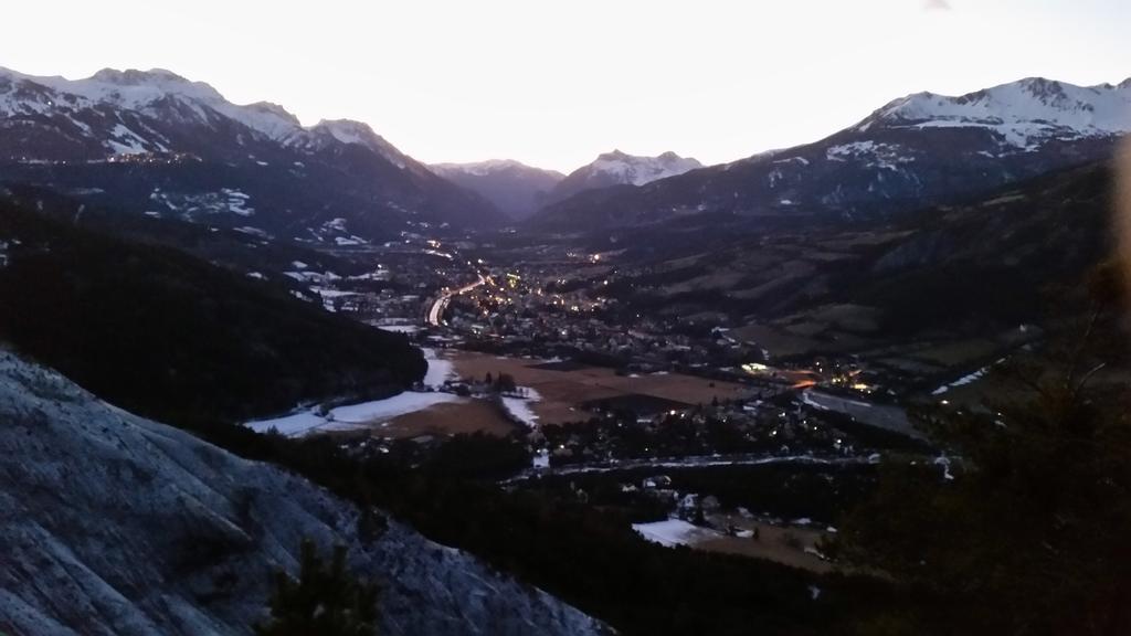 Studio Barcelonnette Ubaye, Provence Enchastrayes Екстериор снимка